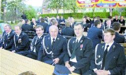 Po części oficjalnej druhowie urządzili towarzyską majówkę na której koncertowała znakomita orkiestra dęta tęgoborskiej straży.